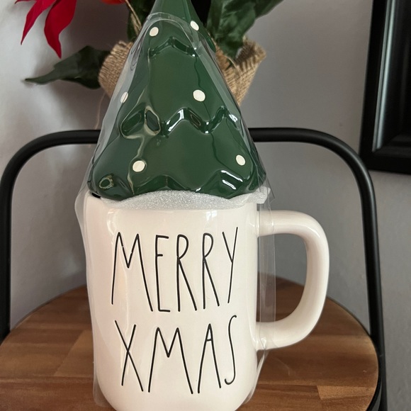 Rae Dunn “Merry Xmas” Mug & Tree Topper Set New - Picture 2 of 5